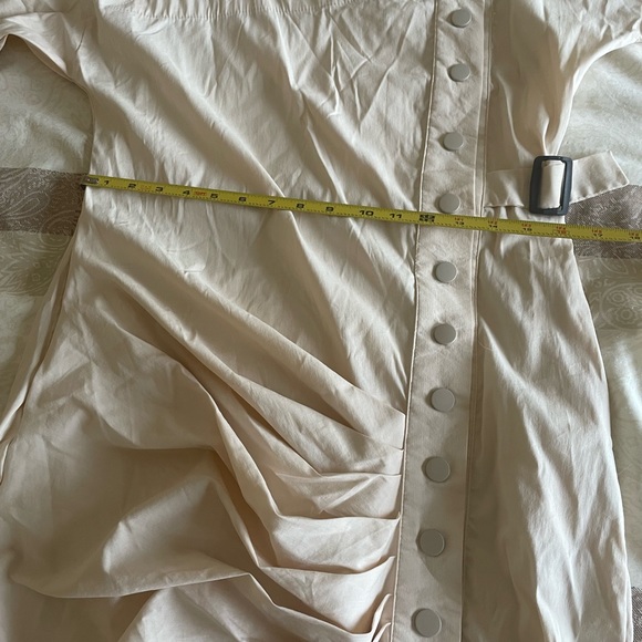 Beige H-4 dress size M/ 38 in an excellent condition - Picture 7 of 11